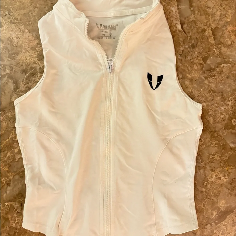 FIRM ABS Stylish White and Black Women's Workout Outfit - Picture 2 of 7